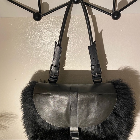 Y3 YOHJI YAMAMOTO Adidas Rare Shearling Sherpa Leather Oversized Bag - Picture 4 of 16